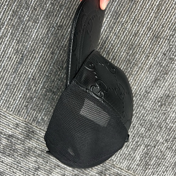 GUCCI BASEBALL CAP GG LOGO MESH LEATHER - Picture 15 of 16